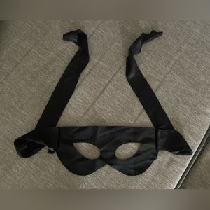 Pair of Robber Halloween Costumes Men (XL) and Women (M) Never Worn!